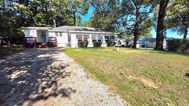 11060 E Mohawk Road, Walkerton, IN 46574