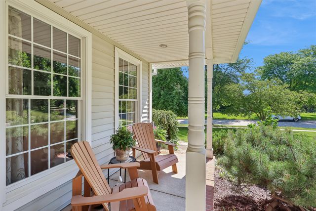 8507 Newbury Court, Johnston, IA 50131