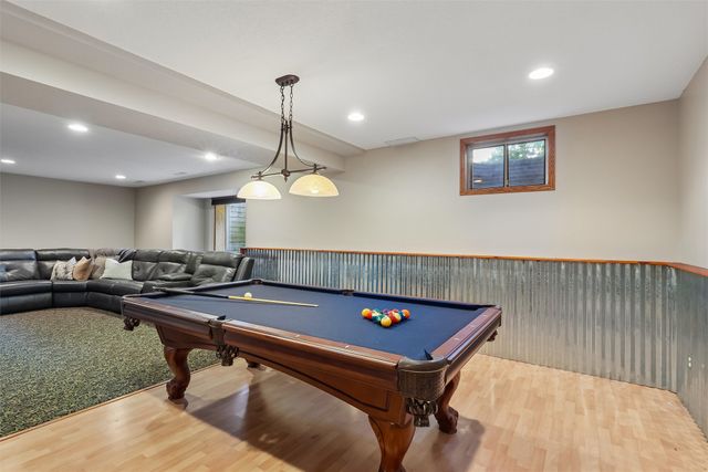 8507 Newbury Court, Johnston, IA 50131