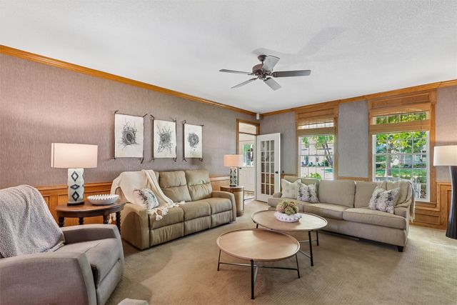8507 Newbury Court, Johnston, IA 50131