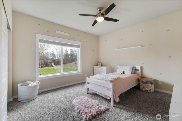 17112 25th Street Ct E, Lake Tapps, WA 98391