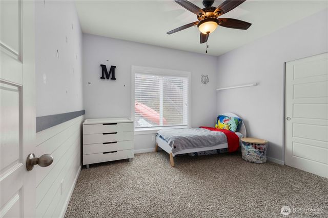 17112 25th Street Ct E, Lake Tapps, WA 98391