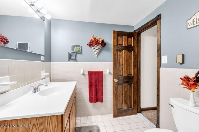 43 Railroad Avenue, Beachwood, NJ 08722