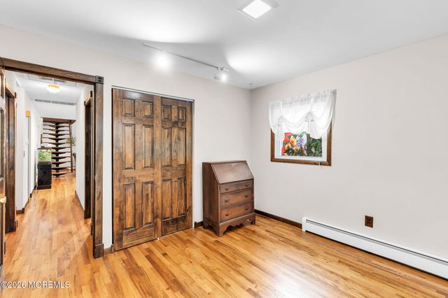 43 Railroad Avenue, Beachwood, NJ 08722