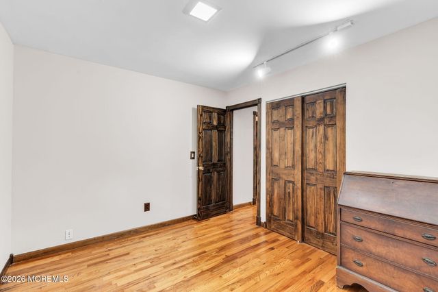 43 Railroad Avenue, Beachwood, NJ 08722