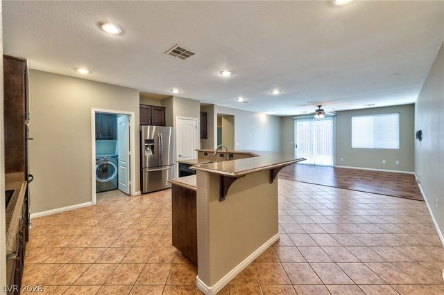 2116 Mistle Thrush Drive, North Las Vegas, NV 89084