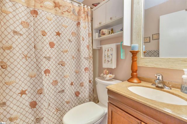 104 Brady Circle, Starr, SC 29684