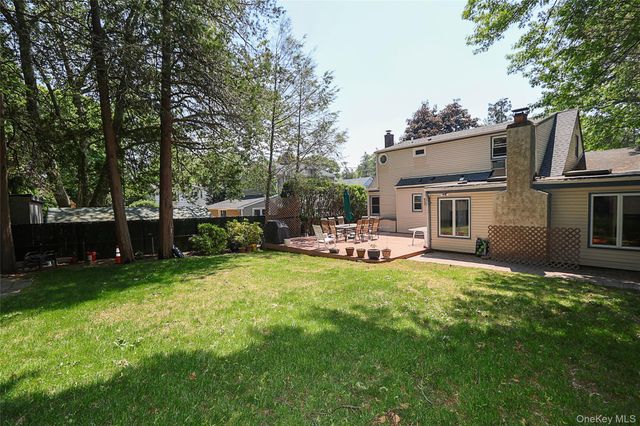 114 Hilldale Road, Albertson, NY 11507