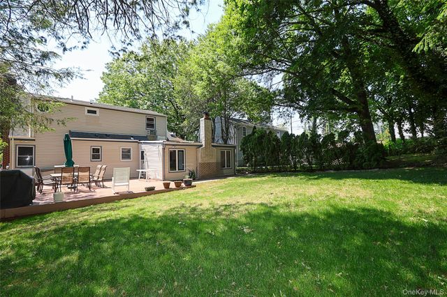 114 Hilldale Road, Albertson, NY 11507