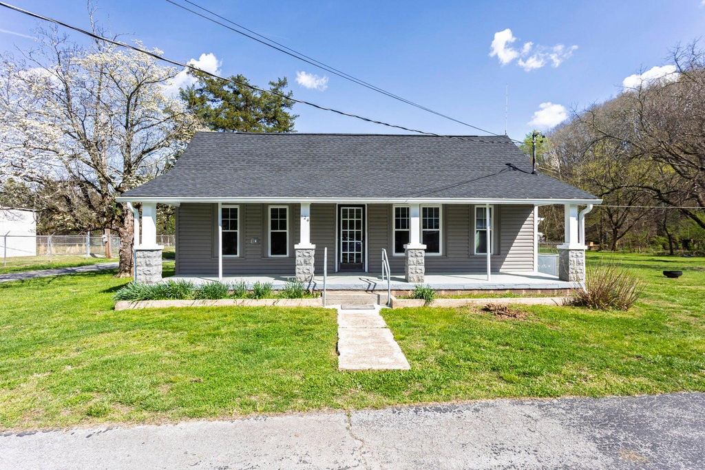 124 Gothard Street, Sale Creek, TN 37373