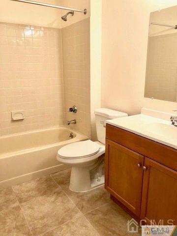 513 Aspen Drive 513, Plainsboro, NJ 08536