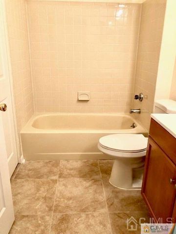 513 Aspen Drive 513, Plainsboro, NJ 08536