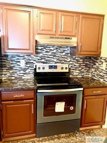 513 Aspen Drive 513, Plainsboro, NJ 08536