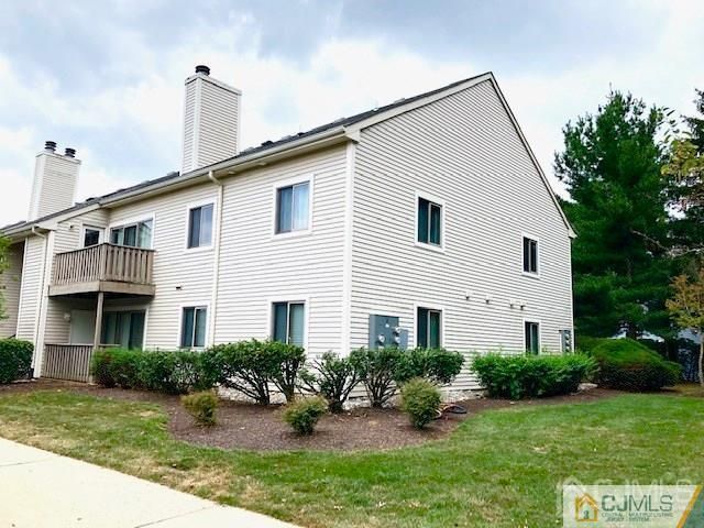 513 Aspen Drive 513, Plainsboro, NJ 08536