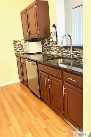 513 Aspen Drive 513, Plainsboro, NJ 08536