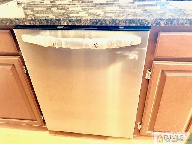 513 Aspen Drive 513, Plainsboro, NJ 08536