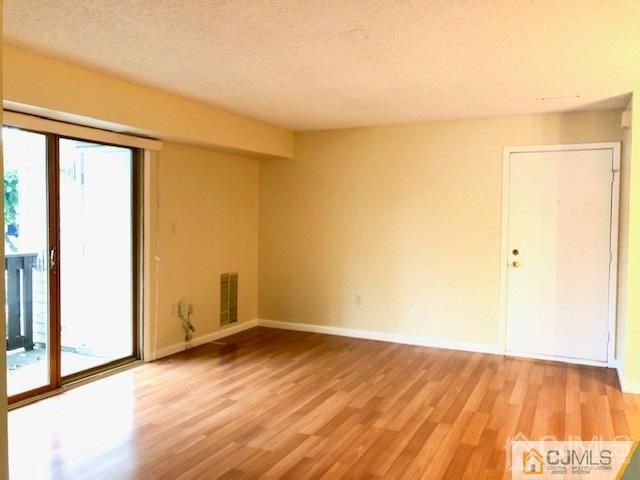 513 Aspen Drive 513, Plainsboro, NJ 08536