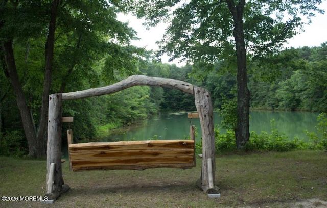 724 Monmouth Road 34, Cream Ridge, NJ 08514