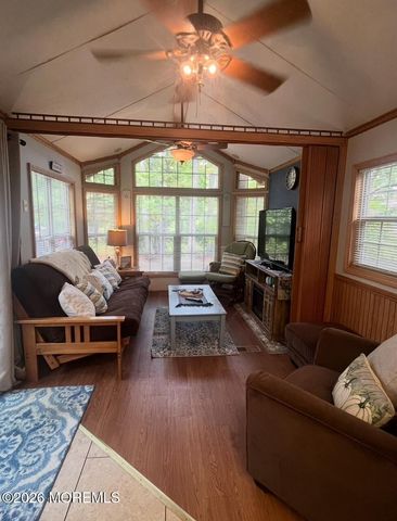 724 Monmouth Road 34, Cream Ridge, NJ 08514