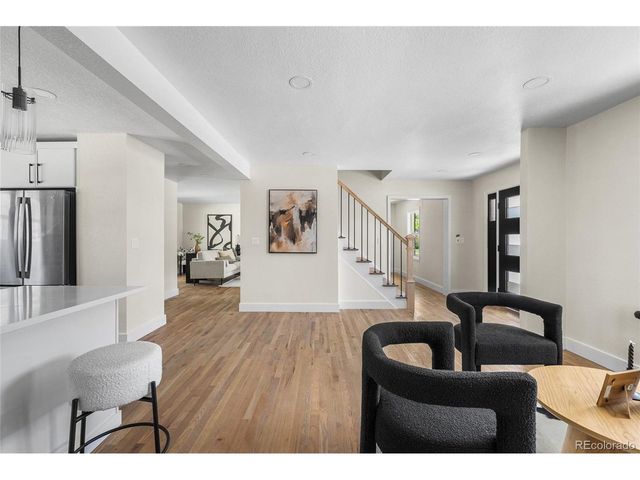 1375 W Hinsdale Dr, Littleton, CO 80120