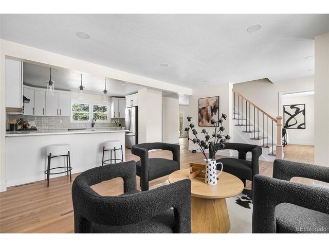 1375 W Hinsdale Dr, Littleton, CO 80120