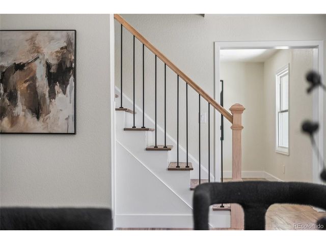 1375 W Hinsdale Dr, Littleton, CO 80120