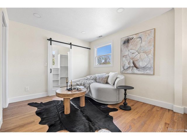1375 W Hinsdale Dr, Littleton, CO 80120
