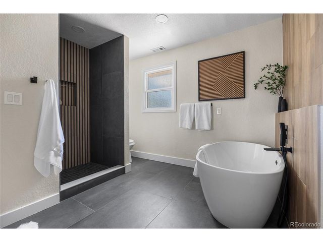 1375 W Hinsdale Dr, Littleton, CO 80120