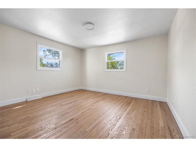 1375 W Hinsdale Dr, Littleton, CO 80120