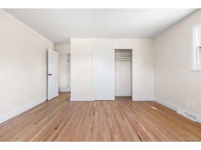 1375 W Hinsdale Dr, Littleton, CO 80120