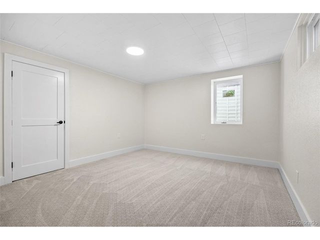 1375 W Hinsdale Dr, Littleton, CO 80120