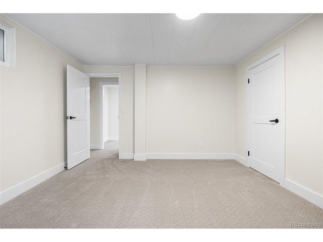 1375 W Hinsdale Dr, Littleton, CO 80120