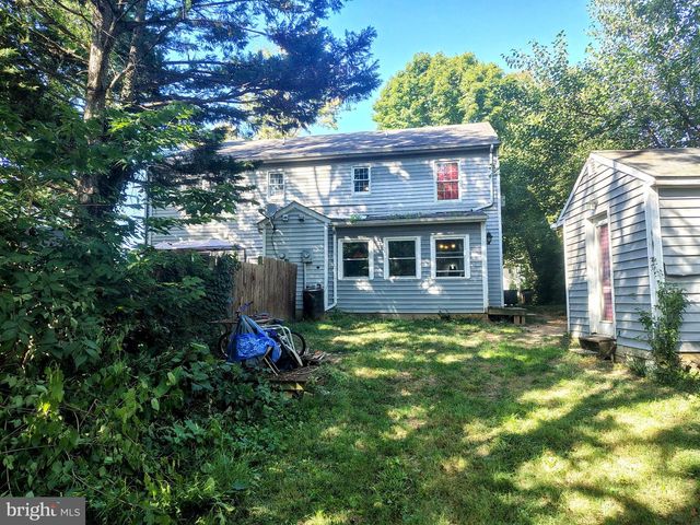 33 STANDISH CT, Charles Town, WV 25414