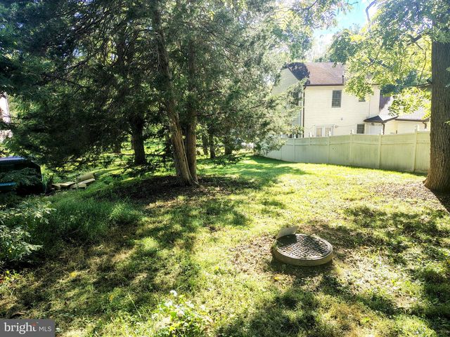 33 STANDISH CT, Charles Town, WV 25414