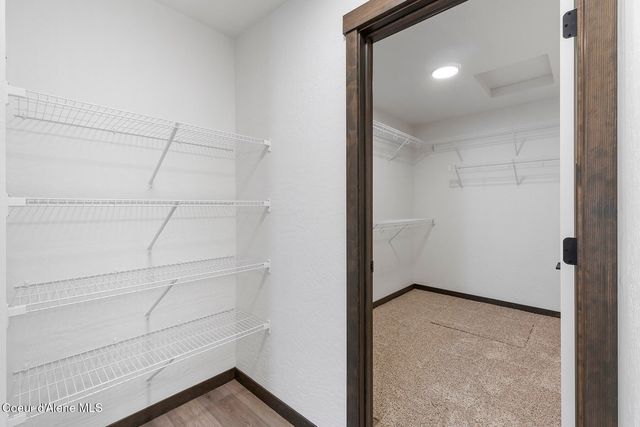 9041 W Swather Ave, Rathdrum, ID 83858