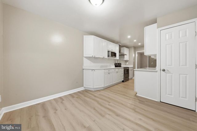 7817 HEATHERTON LN., Potomac, MD 20854