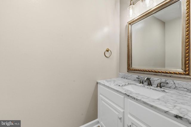 7817 HEATHERTON LN., Potomac, MD 20854