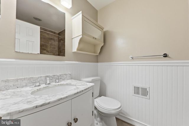 7817 HEATHERTON LN., Potomac, MD 20854