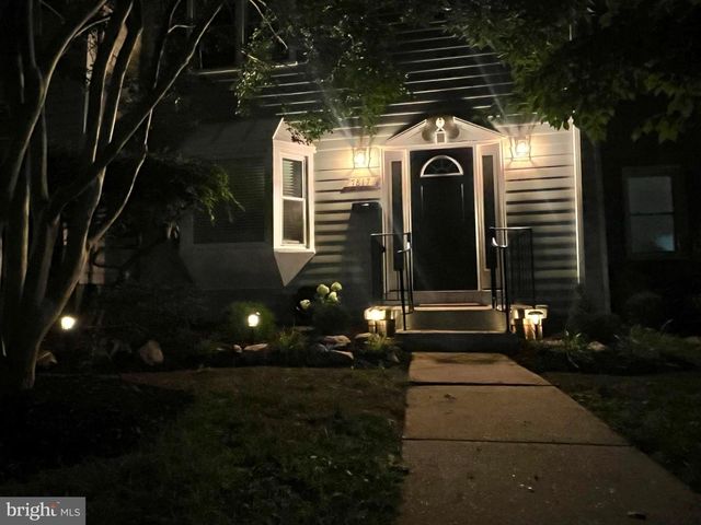 7817 HEATHERTON LN., Potomac, MD 20854