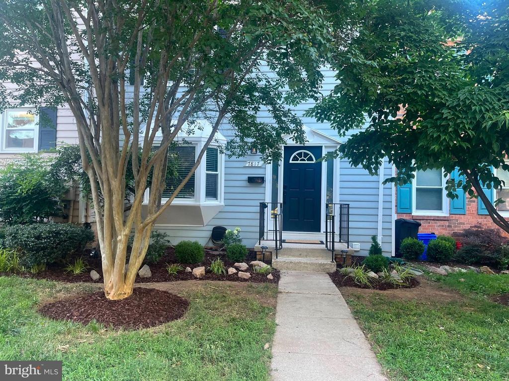 7817 HEATHERTON LN., Potomac, MD 20854