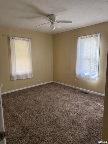 107 E VERMONT Street, Carterville, IL 62918