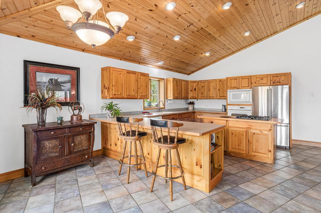 8304 180th Street W, Faribault, MN 55021