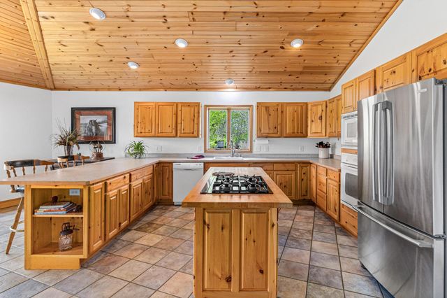 8304 180th Street W, Faribault, MN 55021