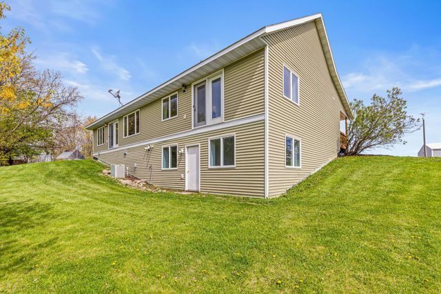8304 180th Street W, Faribault, MN 55021