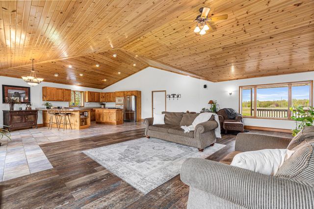8304 180th Street W, Faribault, MN 55021