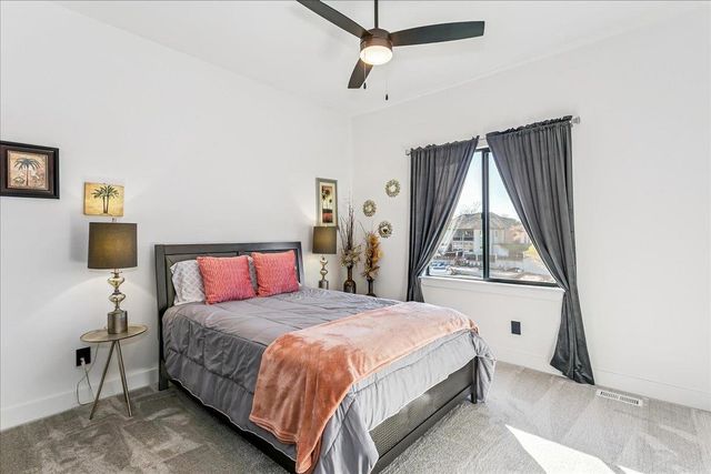 3113 W Crystal Beach St, Wichita, KS 67204