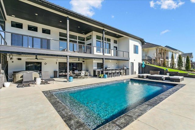 3113 W Crystal Beach St, Wichita, KS 67204