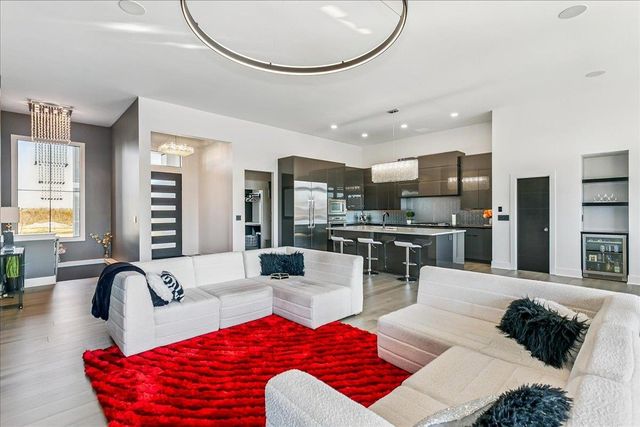 3113 W Crystal Beach St, Wichita, KS 67204