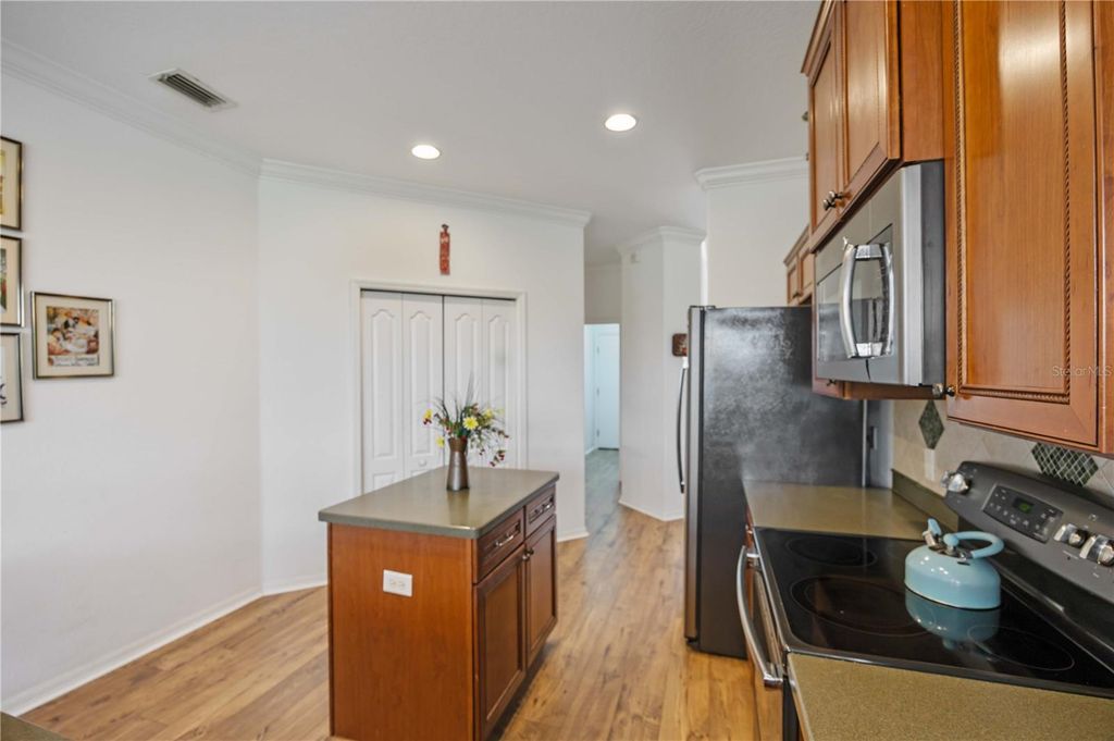 Image 14 of property listing at 226 HERITAGE ISLES WAY, Bradenton, FL 34212