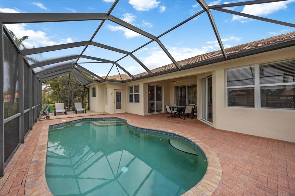 Image 34 of property listing at 226 HERITAGE ISLES WAY, Bradenton, FL 34212